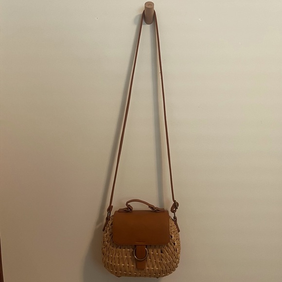 Small/Medium Basket Crossbody Bag - Picture 1 of 6